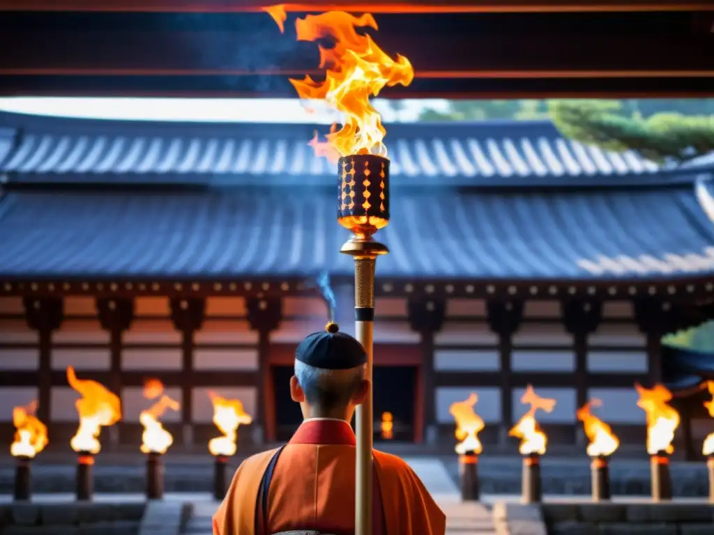 Un sacerdote Shinto sostiene una antorcha encendida en el ritual Omizutori en Todaiji, con llamas anaranjadas vibrantes iluminando la noche