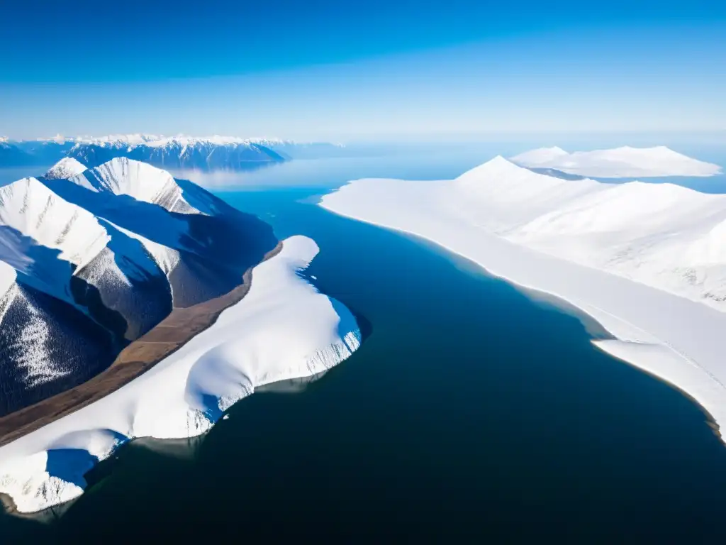 Vista aérea del Lago Baikal, con aguas cristalinas y montañas nevadas