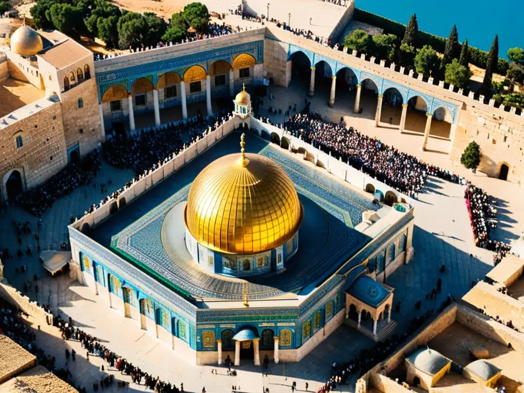 Vista panorámica de la Cúpula de la Roca en Jerusalén, resplandeciendo bajo el sol